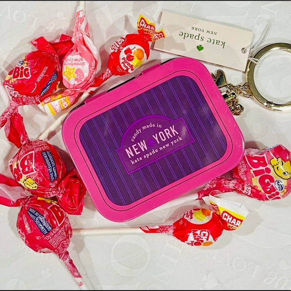 kate spade ♠️ candy shop 🍭 tin key fob 🍬 - Picture 2 of 10